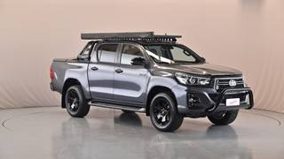 2020 TOYOTA HILUX