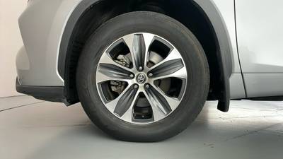 2022 TOYOTA KLUGER gallery