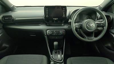 2020 TOYOTA YARIS interior