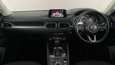 2018 MAZDA CX-5 interior