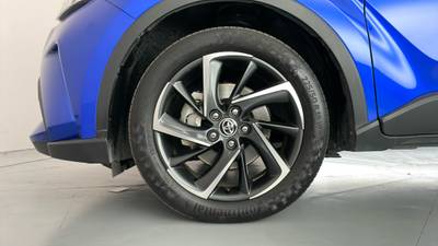 2020 TOYOTA C-HR gallery