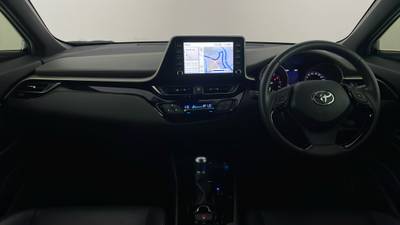 2020 TOYOTA C-HR interior