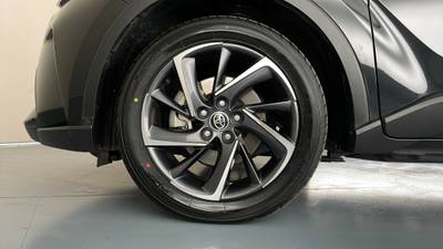 2020 TOYOTA C-HR gallery