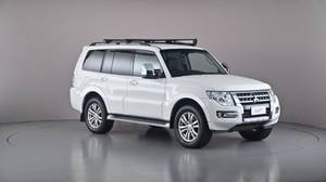 2018 MITSUBISHI PAJERO