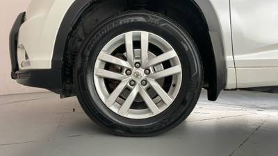 2015 TOYOTA KLUGER gallery