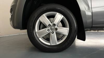 2019 VOLKSWAGEN AMAROK gallery