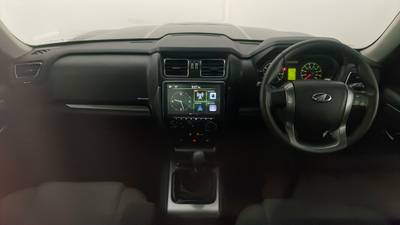 2021 MAHINDRA PIK-UP interior
