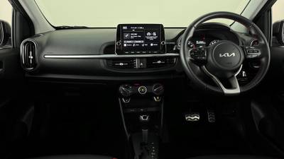 2022 KIA PICANTO interior