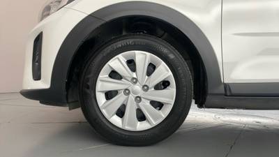 2022 KIA STONIC gallery