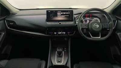 2022 NISSAN QASHQAI interior