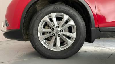 2015 NISSAN X-TRAIL gallery