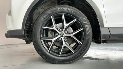 2017 TOYOTA RAV4 gallery