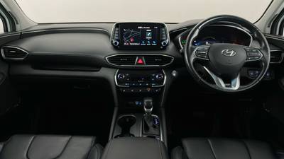 2018 HYUNDAI SANTA FE interior