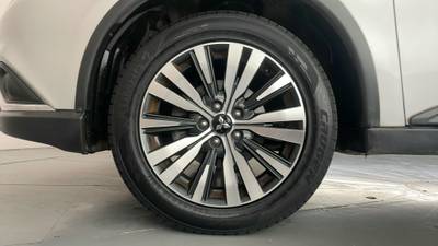 2019 MITSUBISHI OUTLANDER gallery