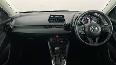 2015 MAZDA 2 interior