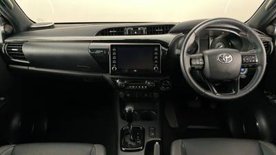 2023 TOYOTA HILUX interior