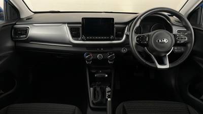 2020 KIA STONIC interior