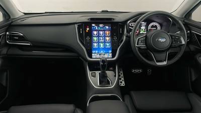 2023 SUBARU OUTBACK interior
