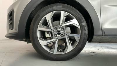 2023 KIA STONIC gallery