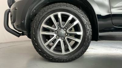 2018 FORD EVEREST gallery