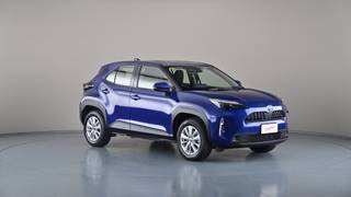 2022 TOYOTA YARIS CROSS