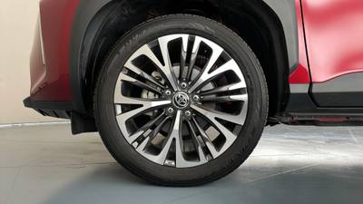 2022 TOYOTA YARIS CROSS gallery