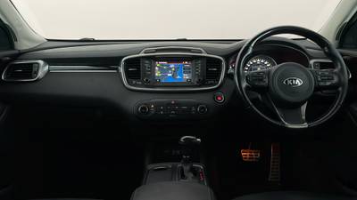 2015 KIA SORENTO interior
