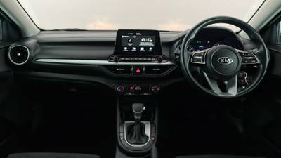 2020 KIA CERATO interior