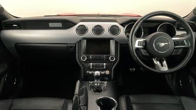 2015 FORD MUSTANG interior