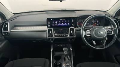 2020 KIA SORENTO interior
