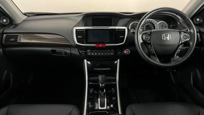2019 HONDA ACCORD interior