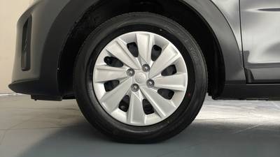 2022 KIA STONIC gallery