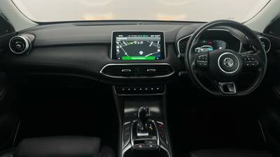 2022 MG HS +EV interior