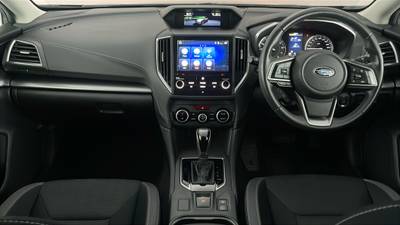 2018 Subaru Impreza interior