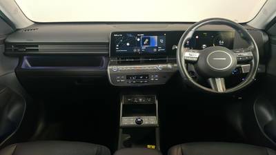 2023 HYUNDAI KONA interior