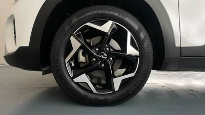 2023 KIA SELTOS SPORT gallery