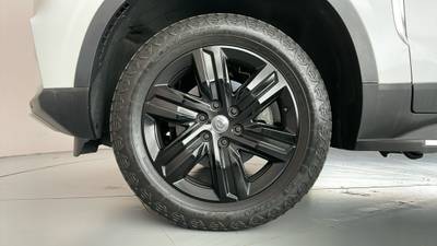2022 LDV D90 gallery