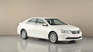 2015 TOYOTA AURION