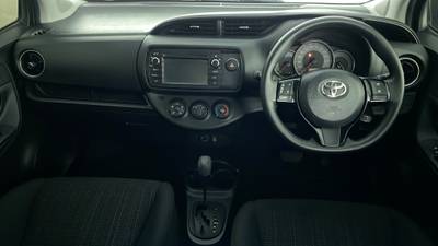 2018 TOYOTA YARIS interior