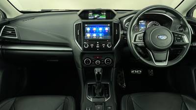 2019 SUBARU IMPREZA interior