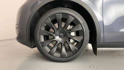 2023 Tesla Model Y gallery