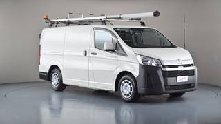 2019 TOYOTA HIACE