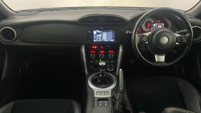 2017 TOYOTA 86 interior