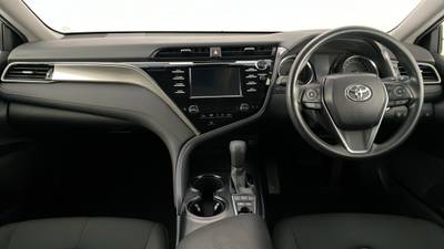 2019 TOYOTA CAMRY interior