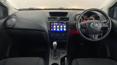 2014 MAZDA BT-50 interior