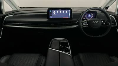 2022 LDV MIFA interior
