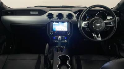 2016 Ford Mustang interior