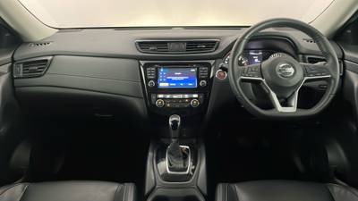 2020 NISSAN X-TRAIL interior