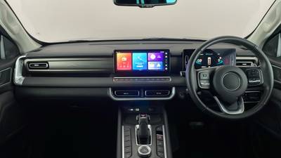 2025 GWM CANNON interior