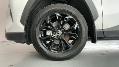 2025 Toyota RAV4 gallery